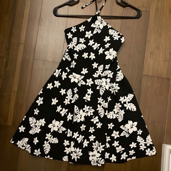 Forever21 summer beach dress - Picture 1 of 1